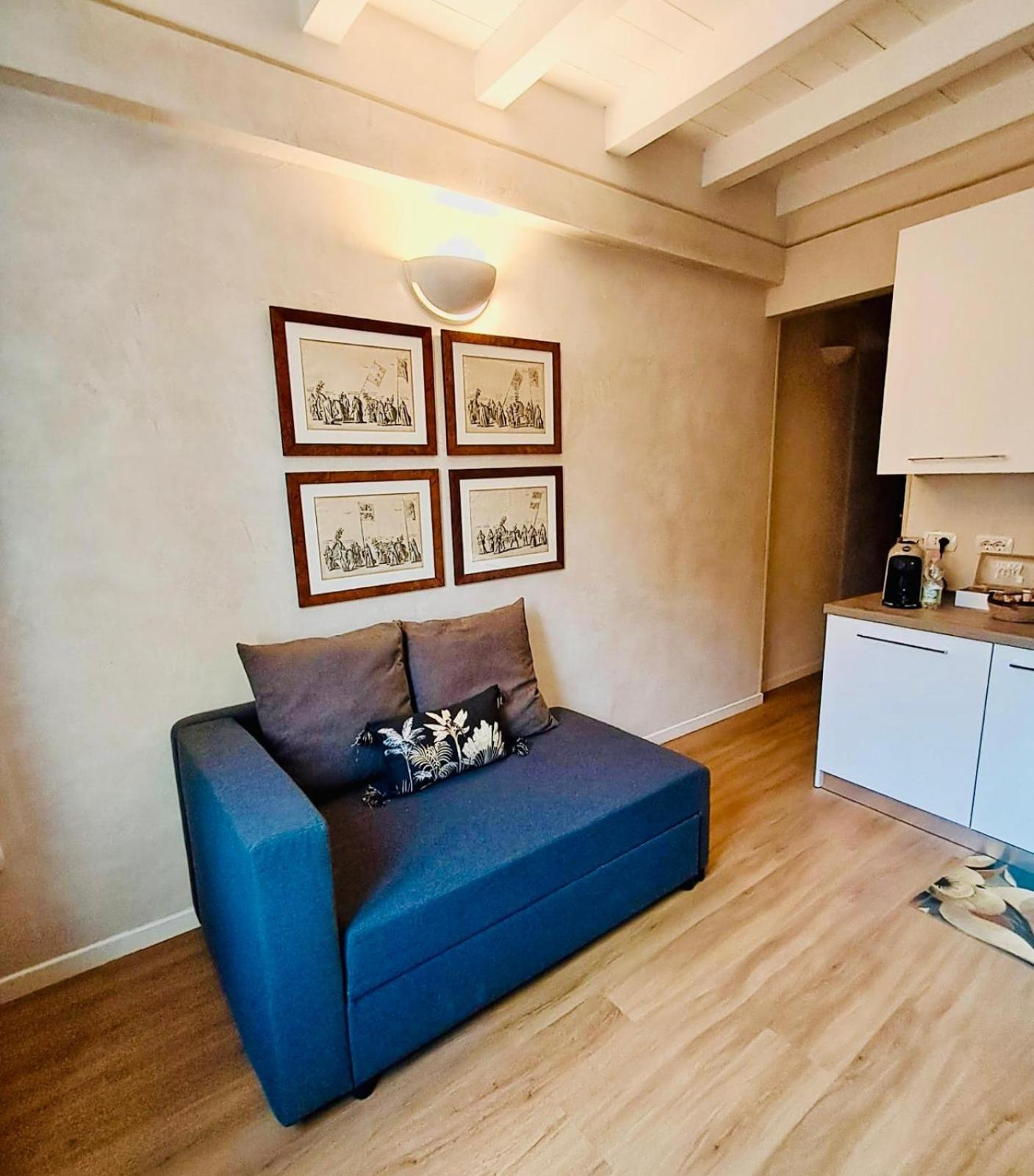 Apartment Costhouse *