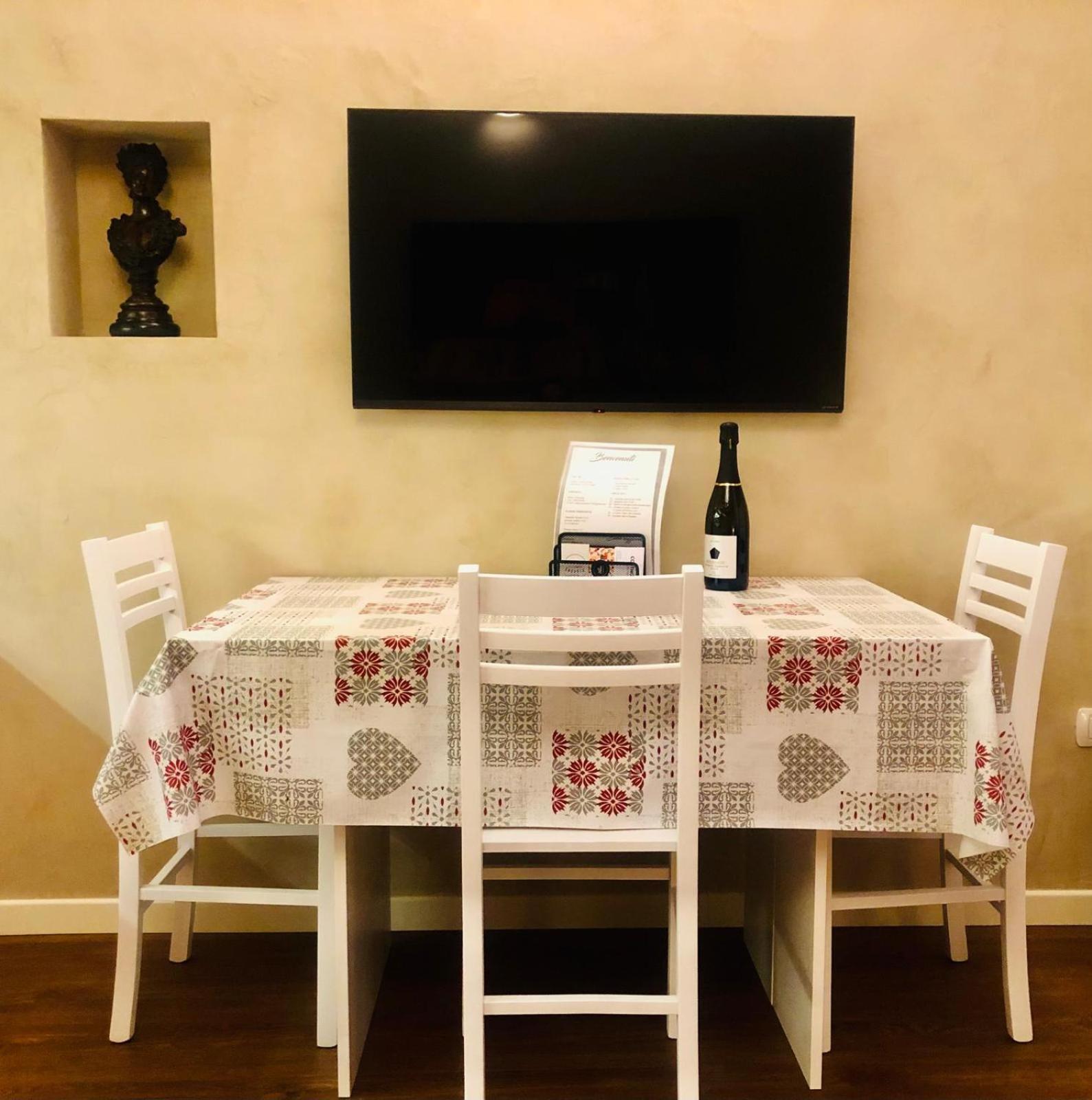 Costhouse Apartment *